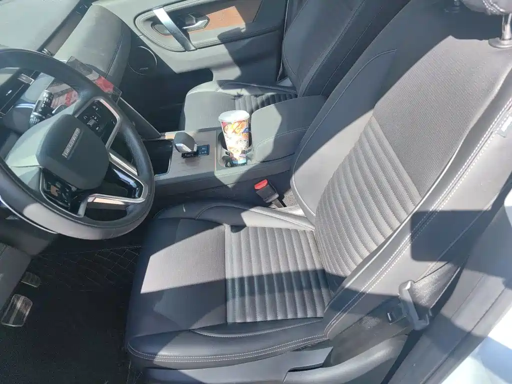 Land Rover Discovery Sport — миниатюра 16