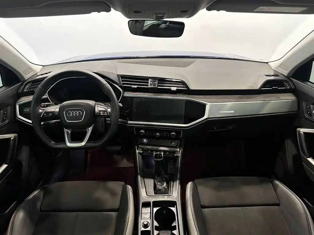 Audi Q3 — миниатюра 7