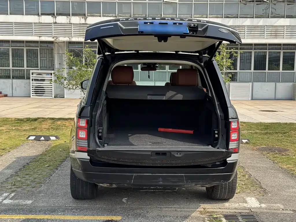 Land Rover Range Rover — миниатюра 20