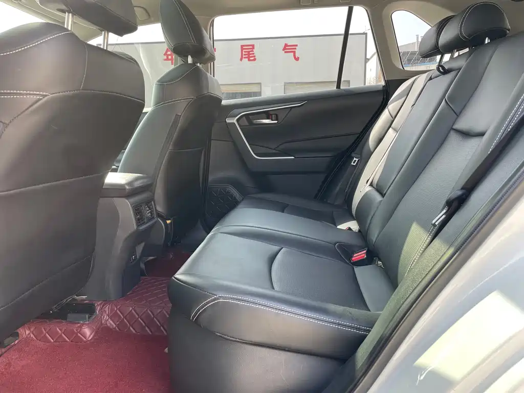 TOYOTA RAV4 RONGFANG