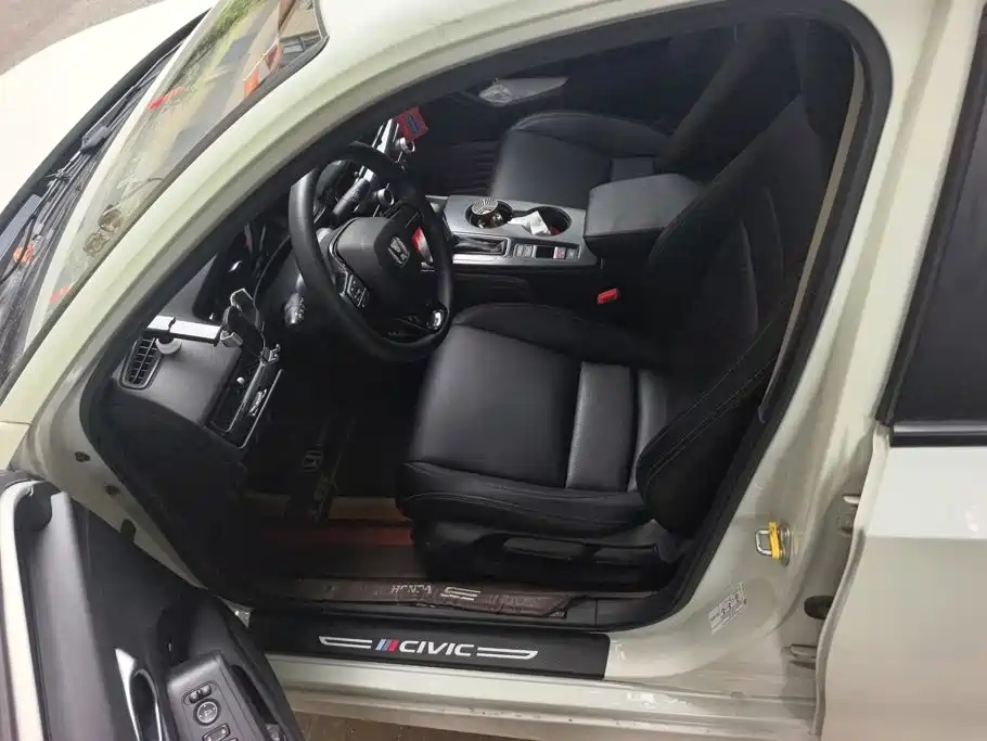 Honda Civic — миниатюра 9