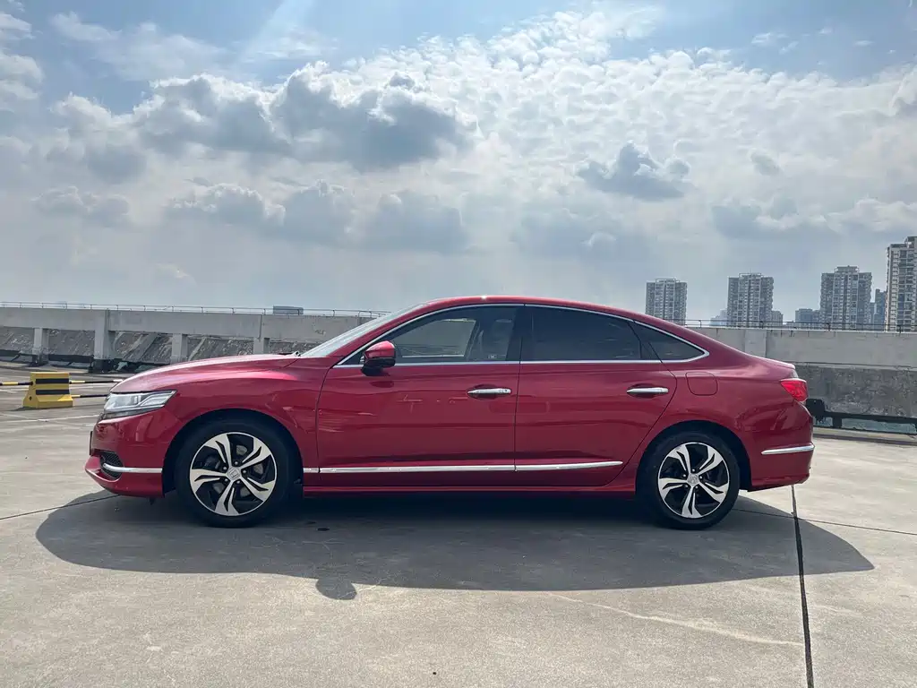 Honda Spirior — миниатюра 3