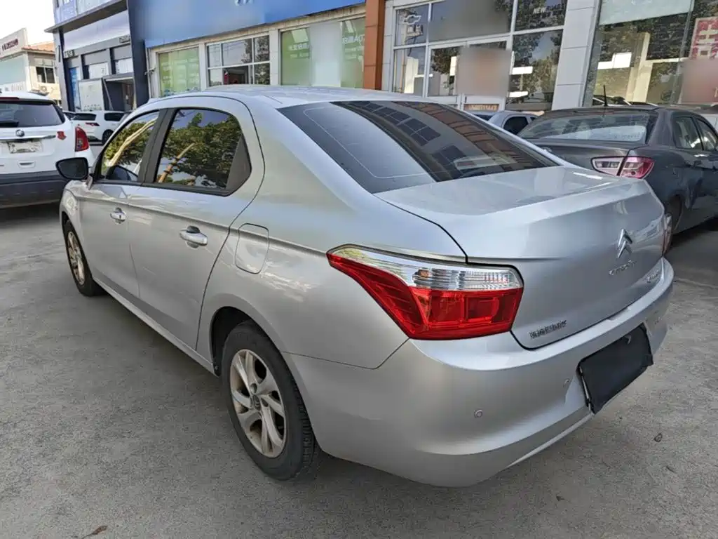 Citroen Elysee — миниатюра 5