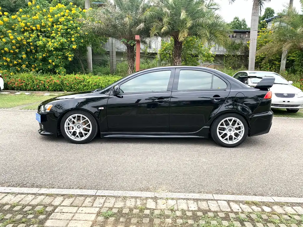 Mitsubishi Lancer EX — миниатюра 3