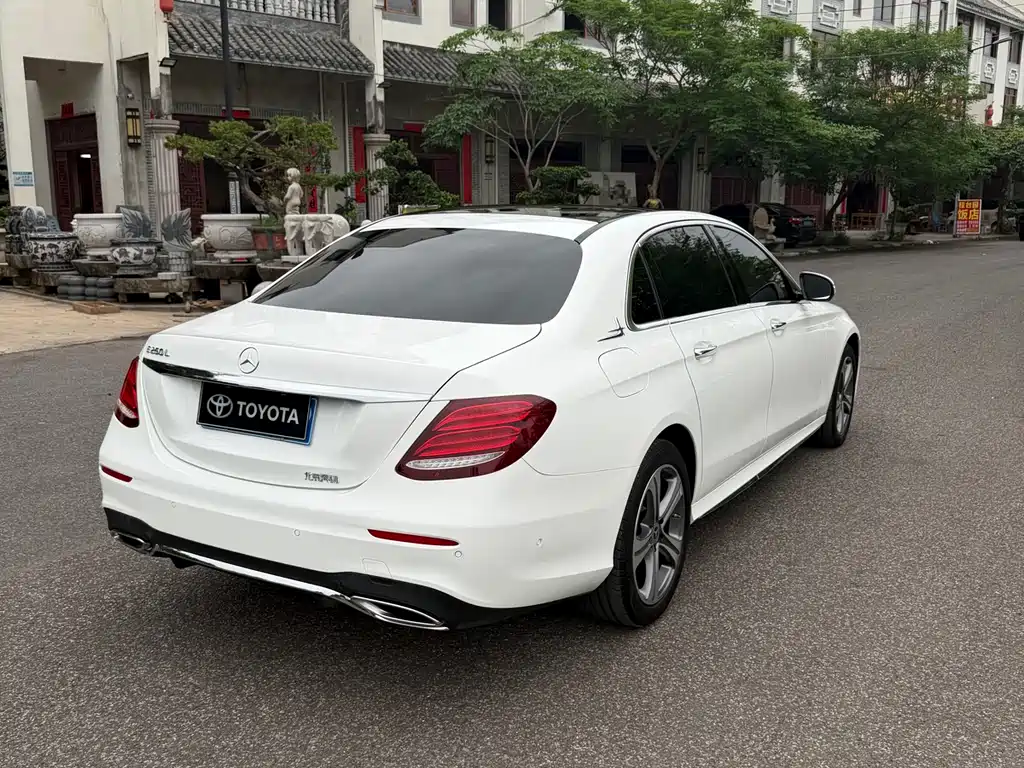 Mercedes-Benz E-Class E 2020 E 260 L Sport