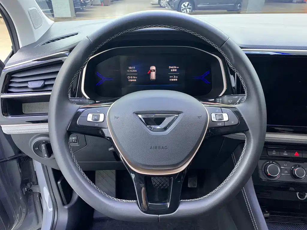 Jetta VS7 — миниатюра 6