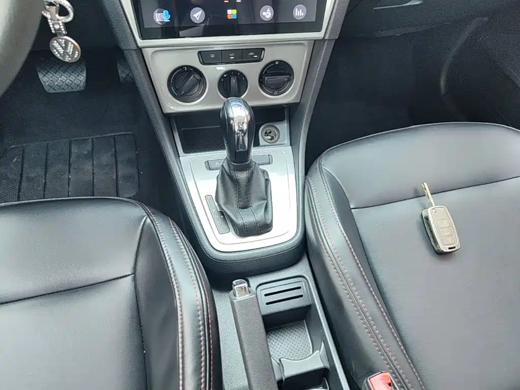 Volkswagen Lavida — миниатюра 14