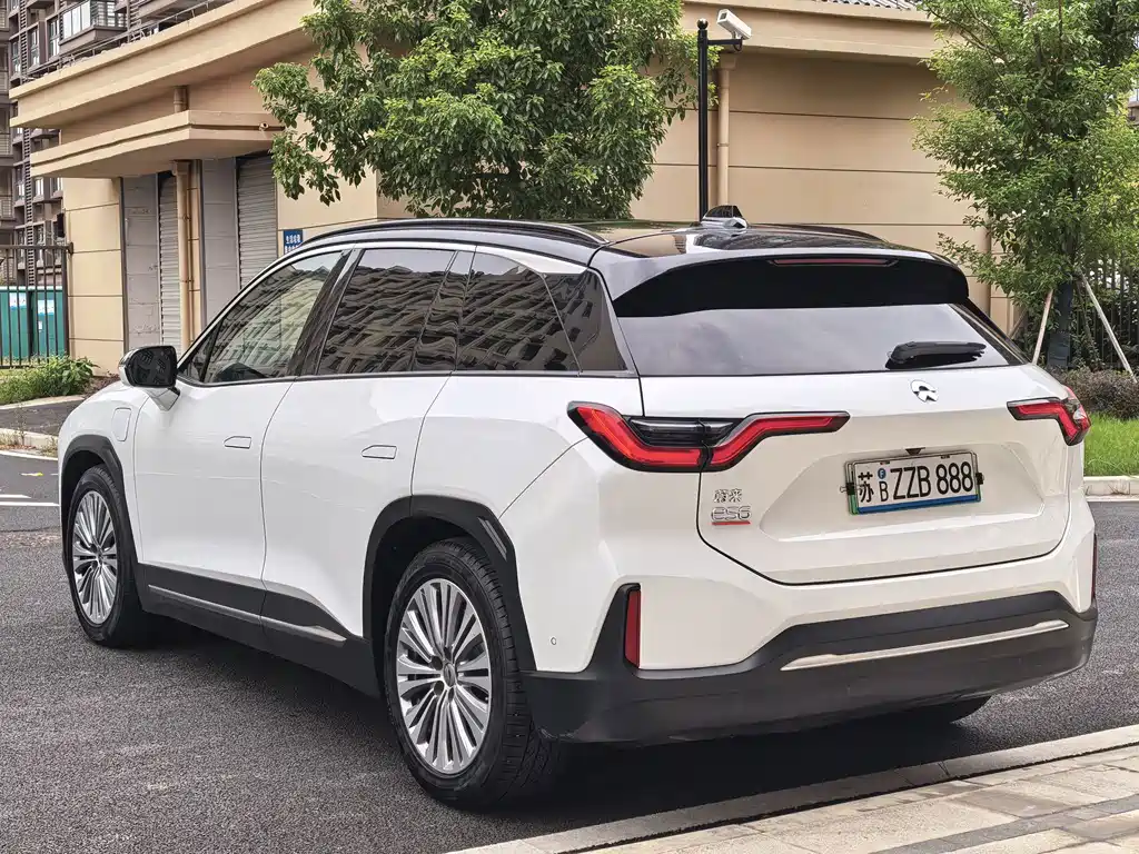 NIO ES6 — миниатюра 6