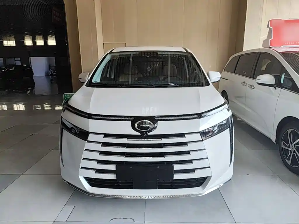 GAC Motor Trumpchi E8 PHEV — миниатюра 3