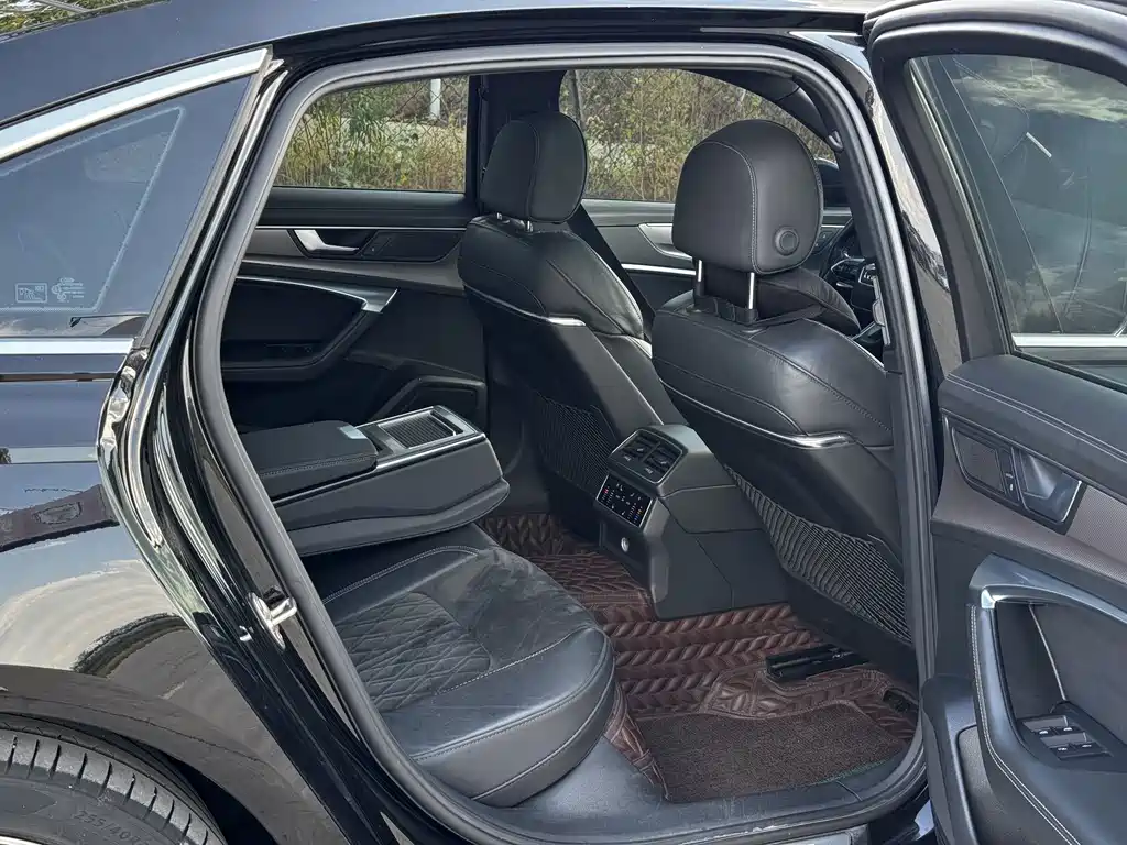 Audi A6L — миниатюра 8