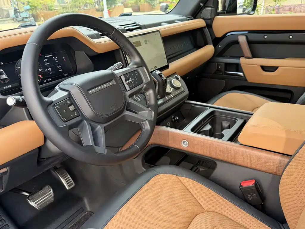 Land Rover Defender — миниатюра 6