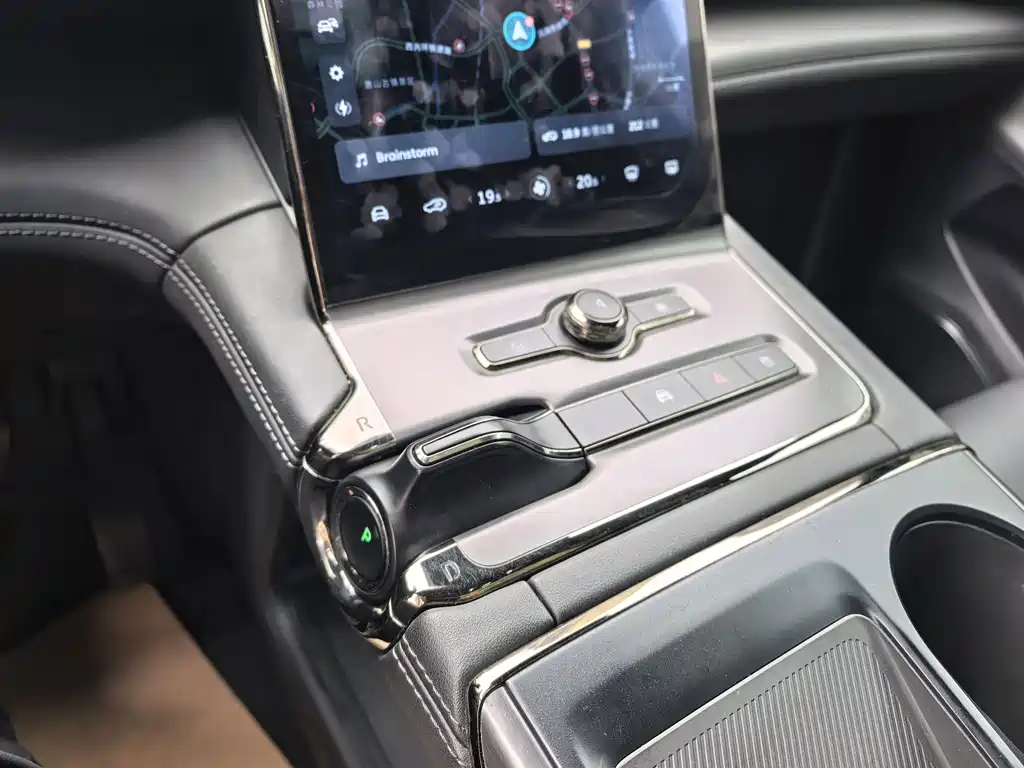 NIO ES6 — миниатюра 20