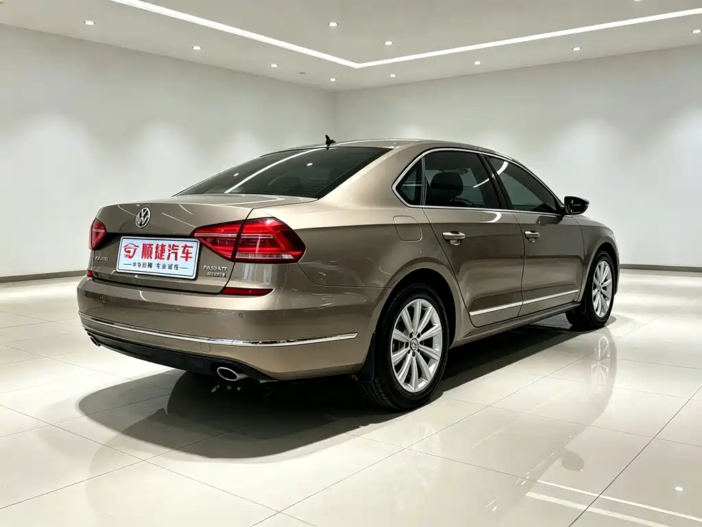 Volkswagen Passat — миниатюра 11