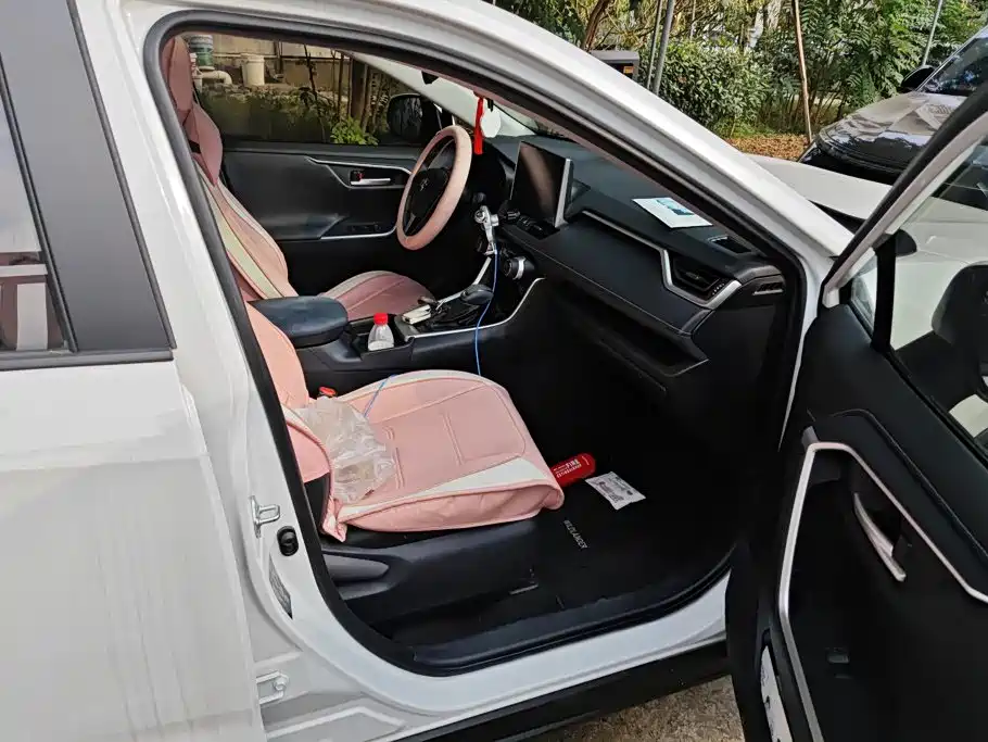Toyota Wildlander — миниатюра 8