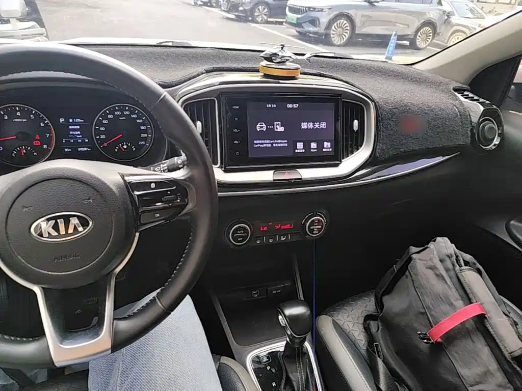 Kia KX1 — миниатюра 10