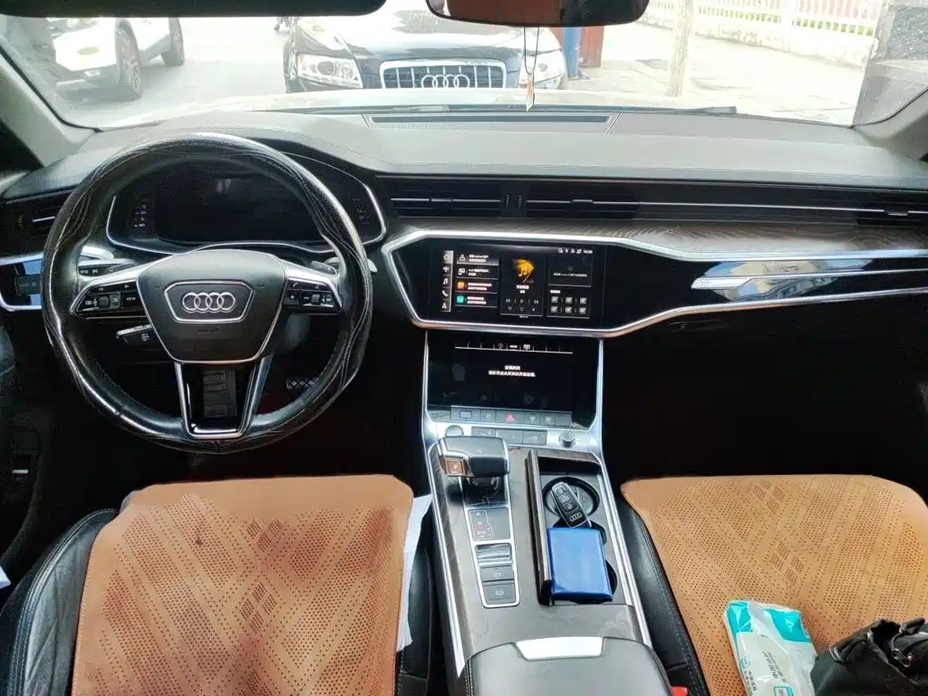 Audi A6L — миниатюра 13