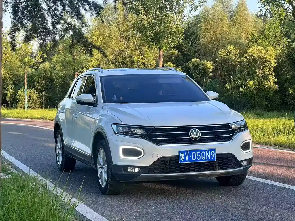 Volkswagen T-Roc — миниатюра 3