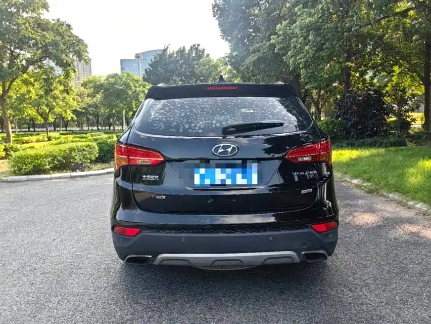 Hyundai Santa Fe — миниатюра 5