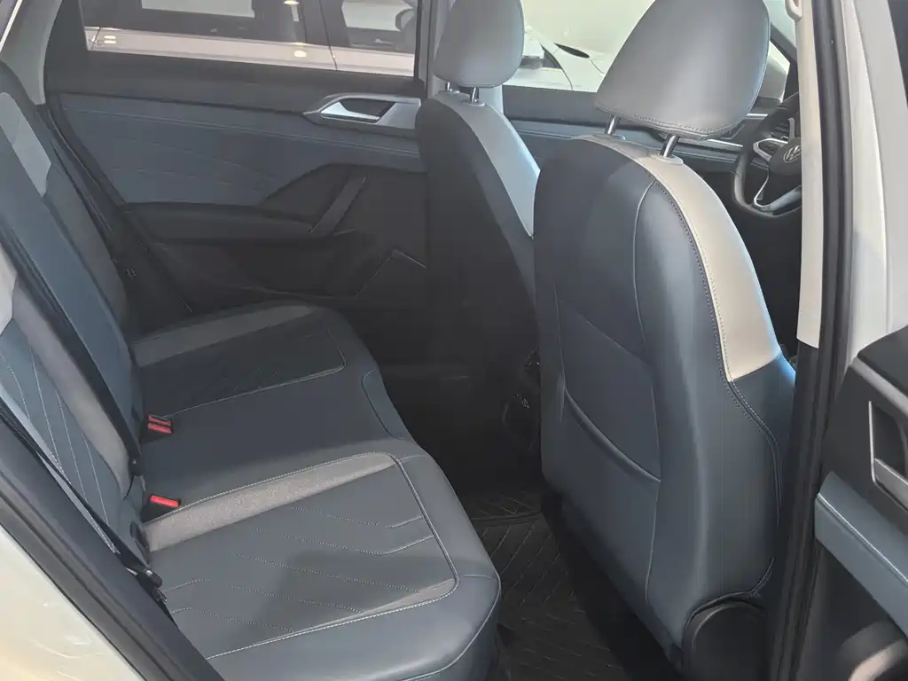 Volkswagen Tharu — миниатюра 6