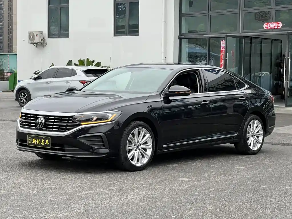 Volkswagen Passat 2023