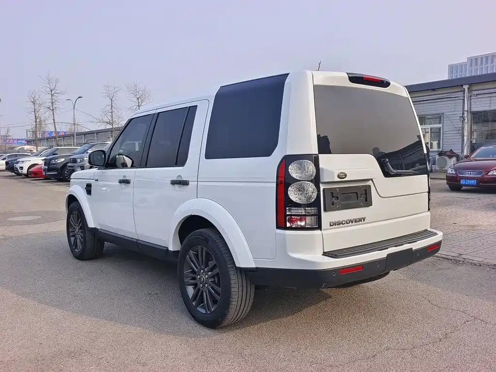 Land Rover Discovery 2015 3.0 SC V6 SE