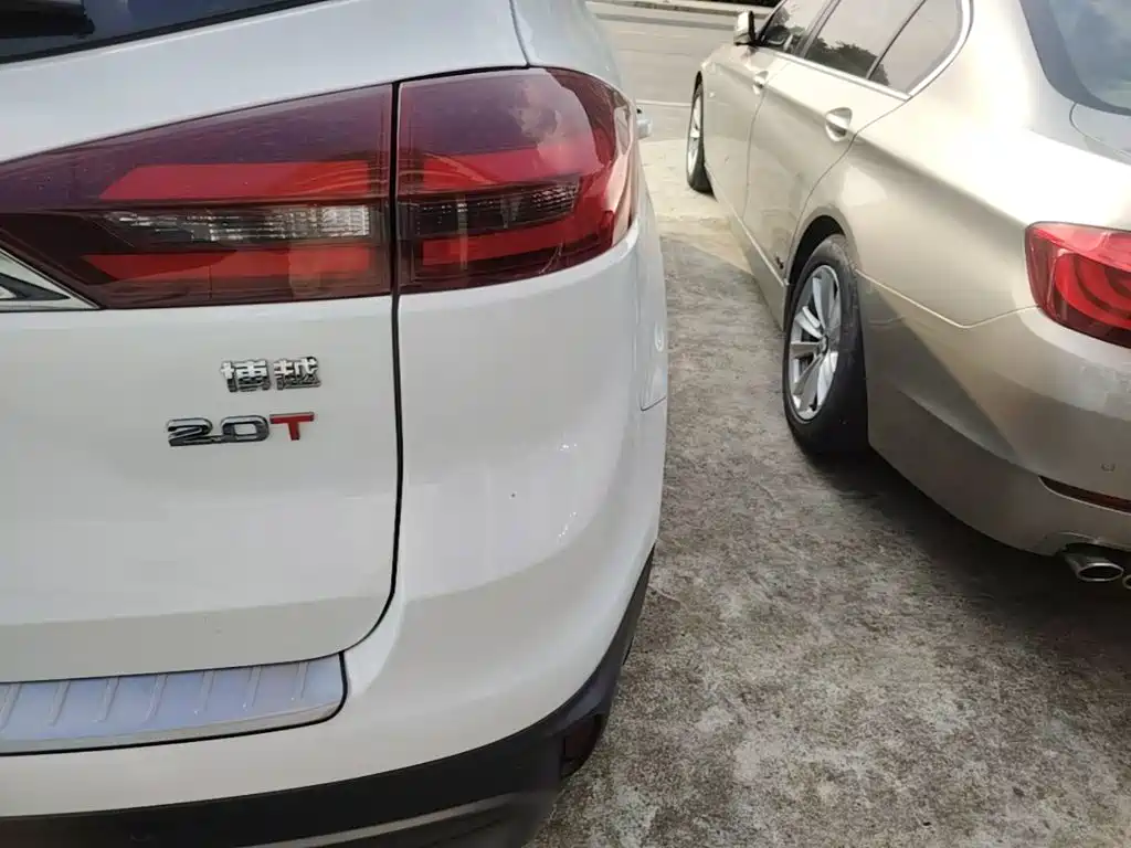 Geely Boyue — миниатюра 8