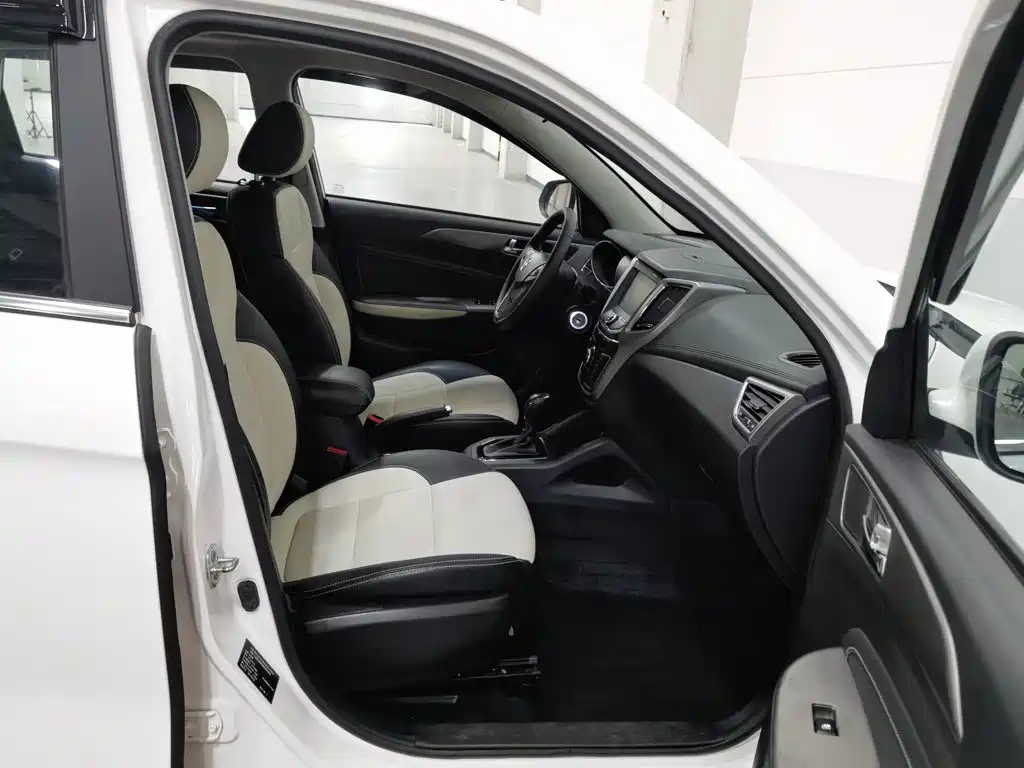 Changan CS35 — миниатюра 23