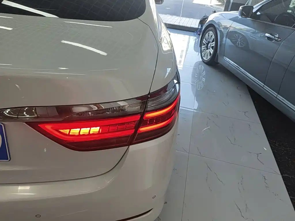 Kia 起亚K9 — миниатюра 8