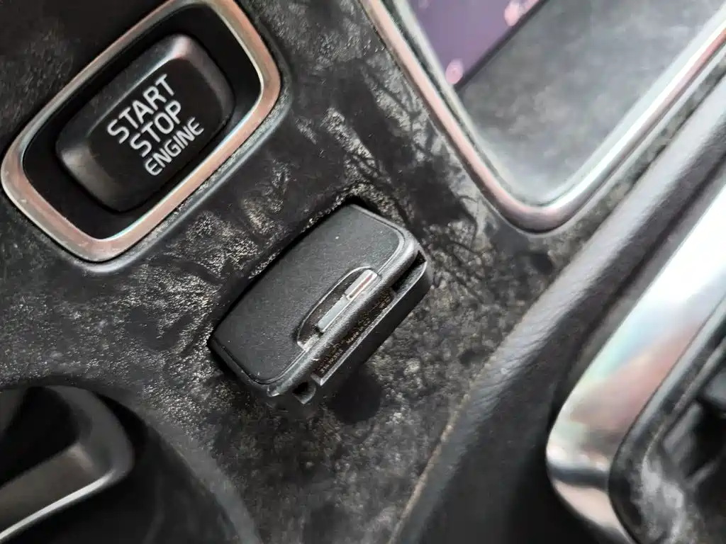 Volvo V40 — миниатюра 9