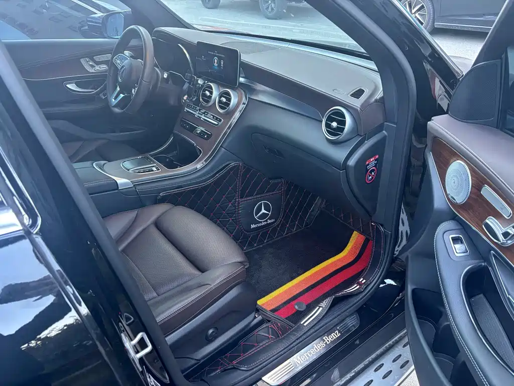 Mercedes-Benz GLC — миниатюра 9