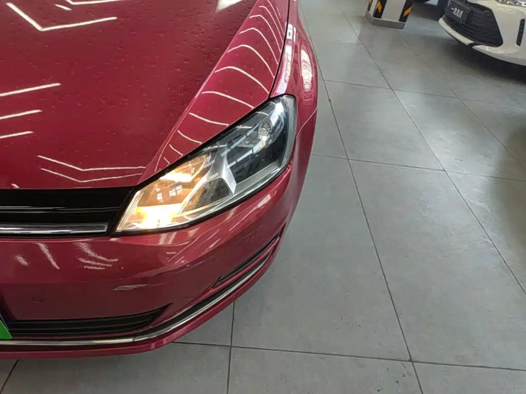 Volkswagen Golf — миниатюра 24