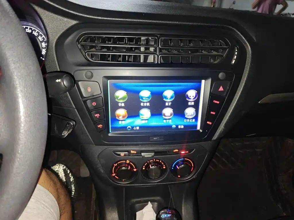 Peugeot 301 — миниатюра 14