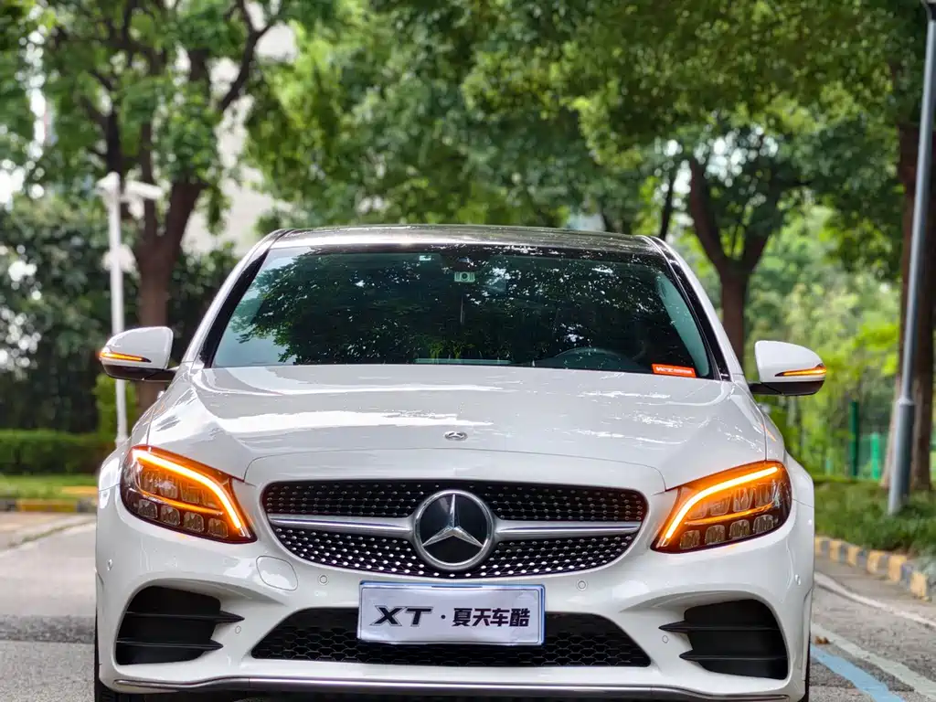 Mercedes-Benz C-Class — миниатюра 2