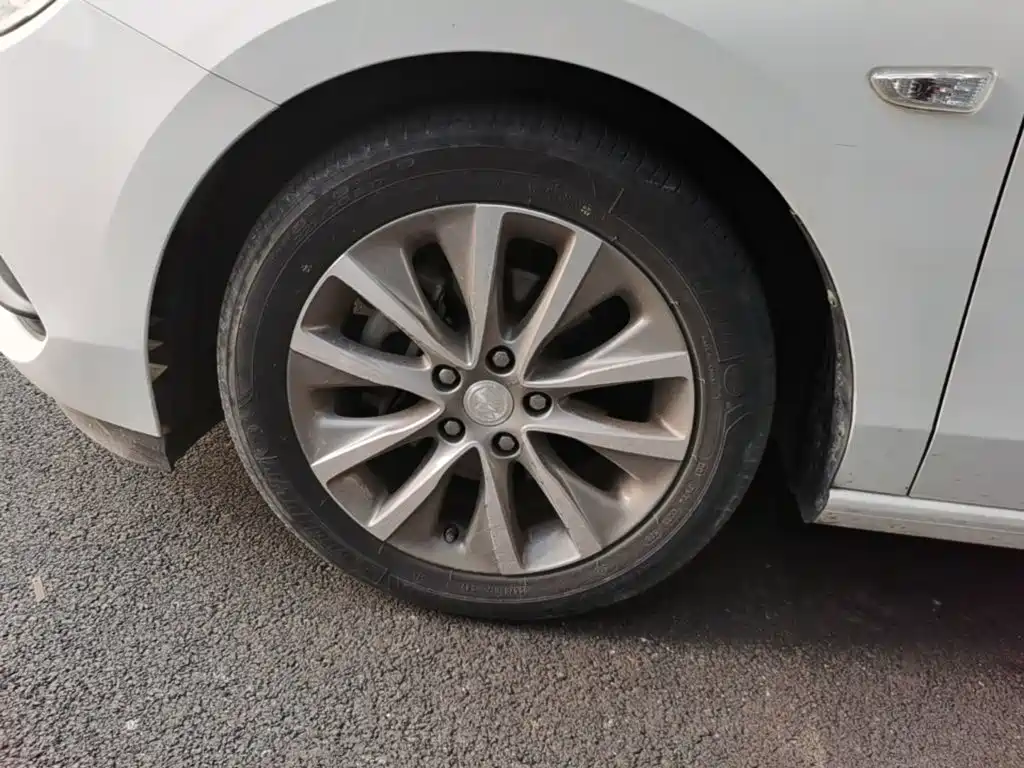 Buick GL6 — миниатюра 23