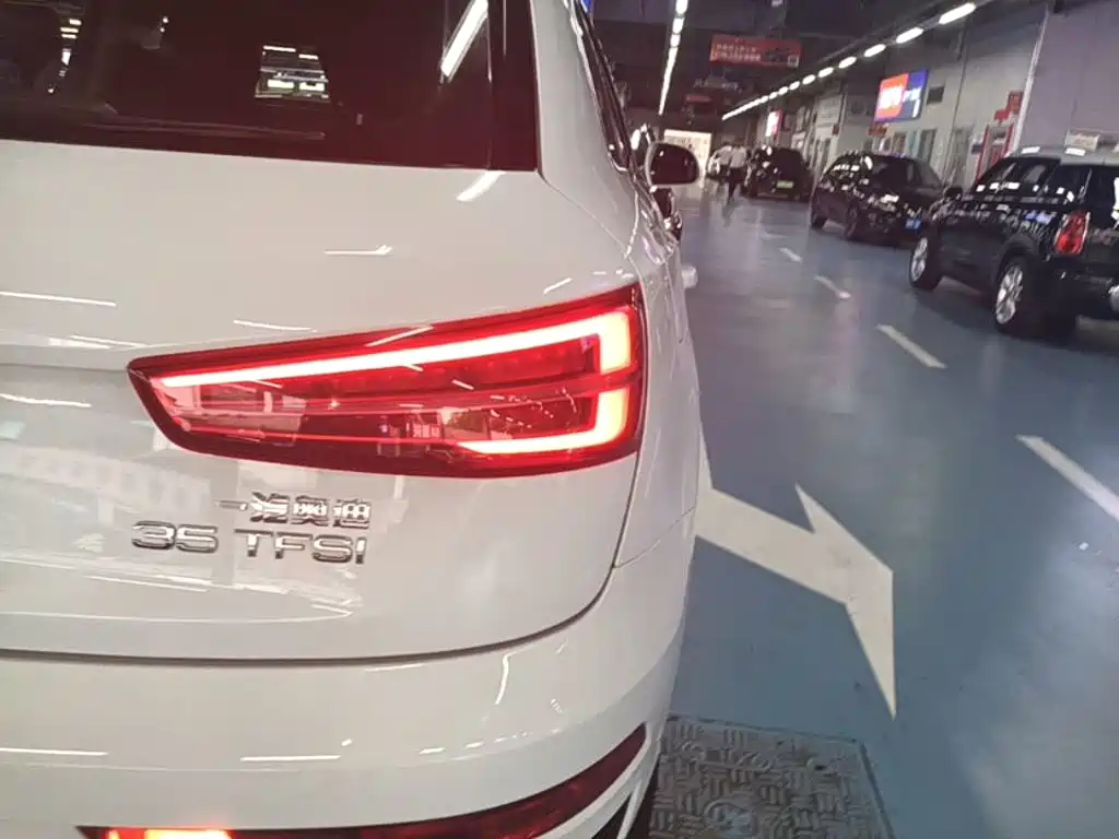 Audi Q3 — миниатюра 8