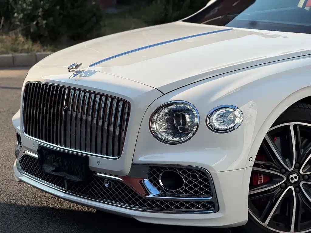 Bentley Flying Spur — миниатюра 14