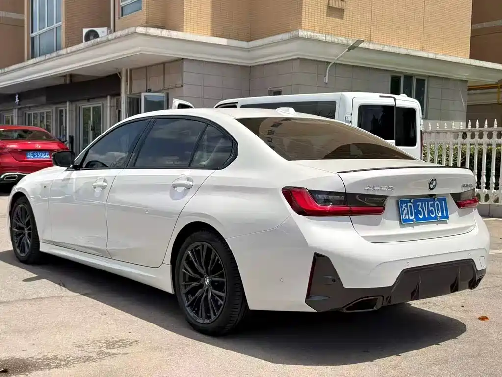 BMW 3 Series — миниатюра 9