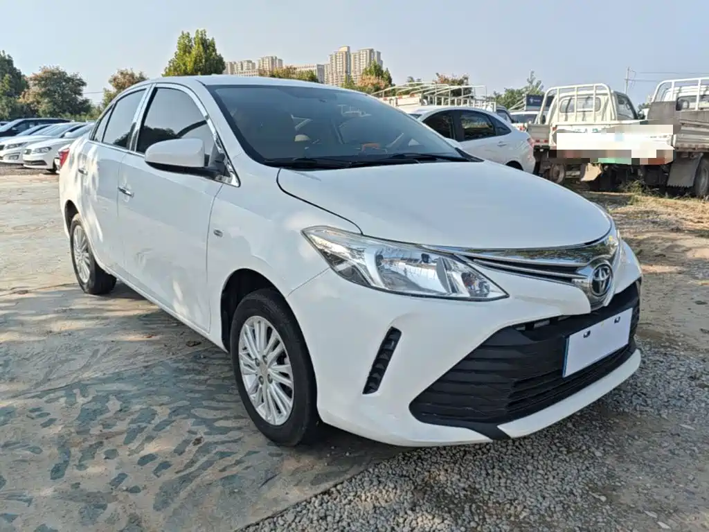 Toyota Vios — миниатюра 4