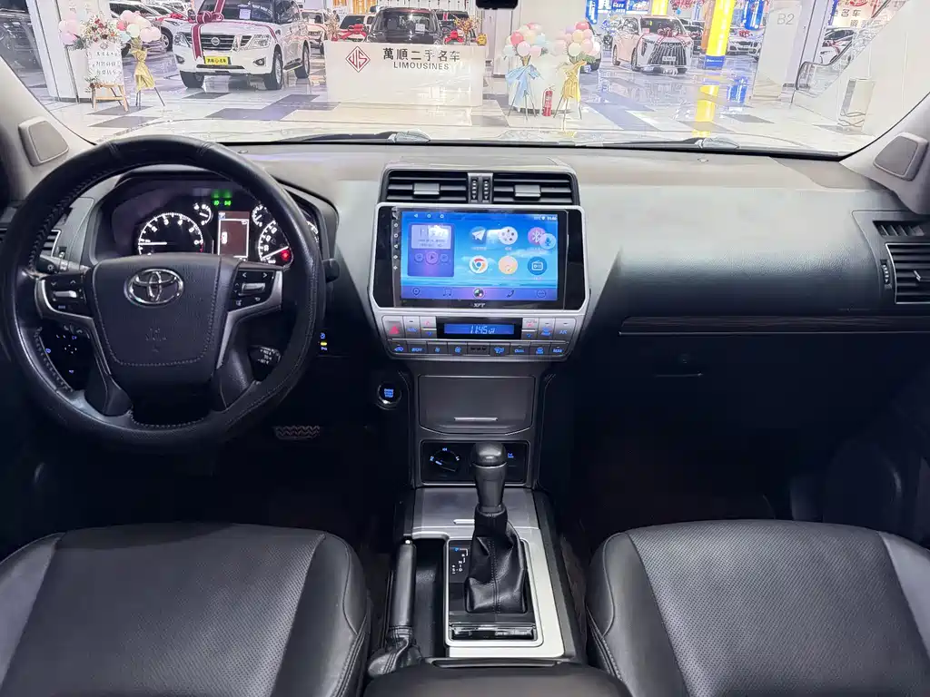 Toyota Prado - фото 6