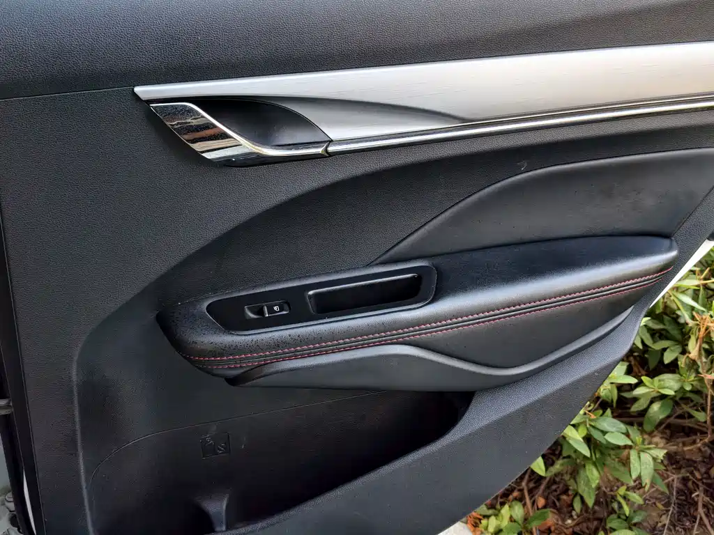 Geely Binrui — миниатюра 15