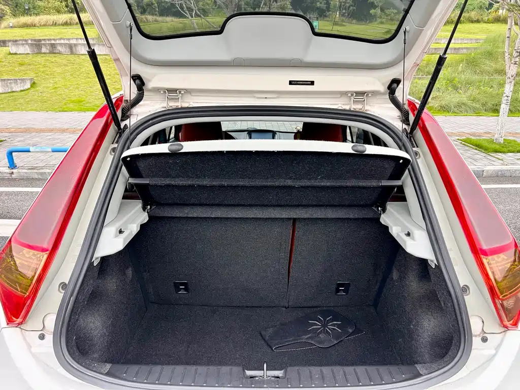 MG 3 1.5L AMT Elite Edition, фото 6