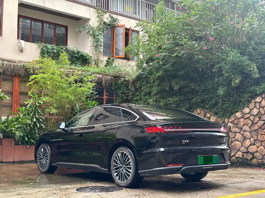 BYD Han — миниатюра 4