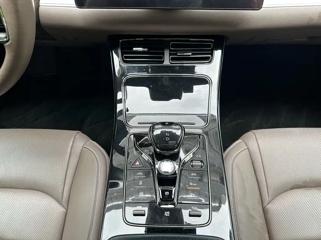 BYD Han — миниатюра 20