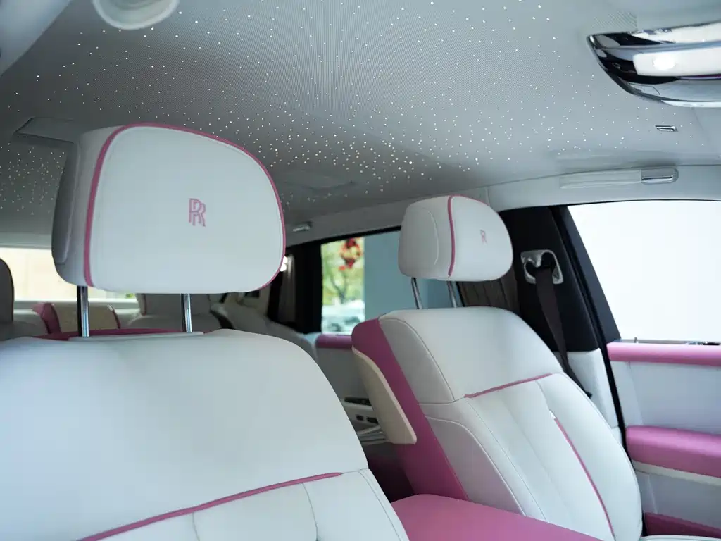 Rolls-Royce Phantom — миниатюра 11