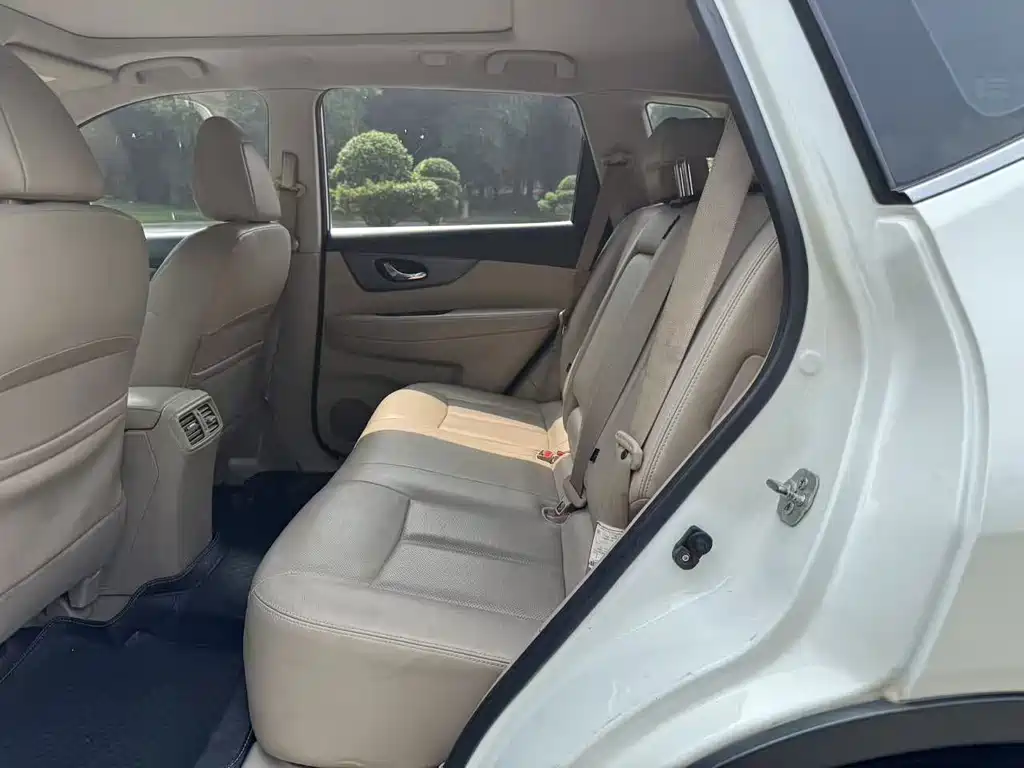 Nissan X-Trail — миниатюра 7