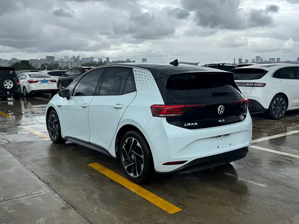 Volkswagen ID.3 — миниатюра 4