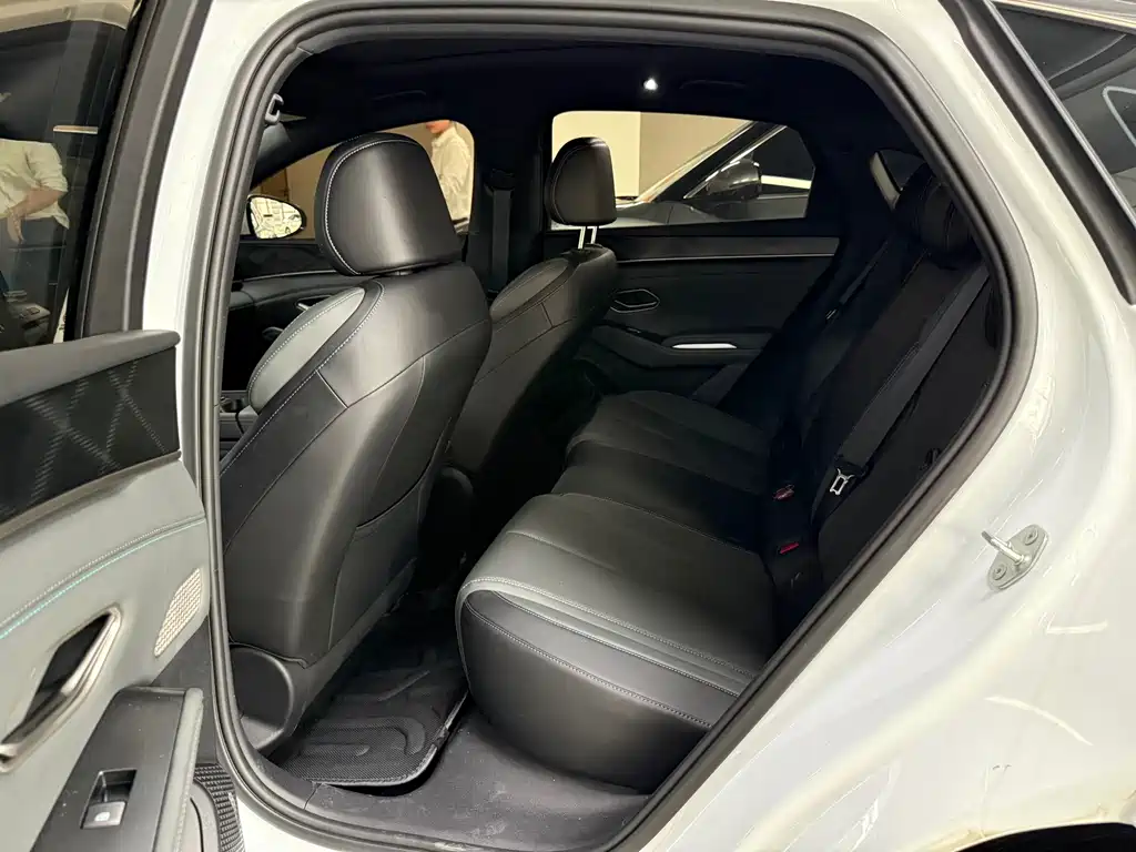BYD Qin L — миниатюра 10
