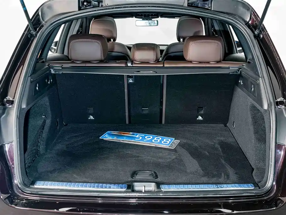 Mercedes-Benz GLC — миниатюра 23