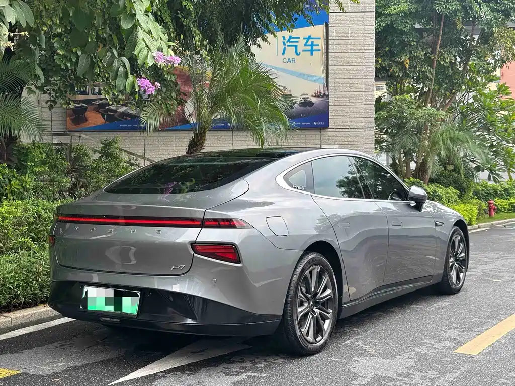 XPeng P7 — миниатюра 5