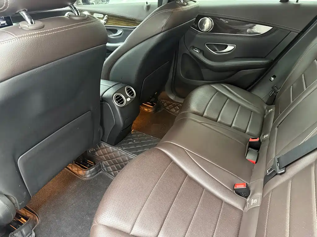 Mercedes-Benz GLC — миниатюра 14
